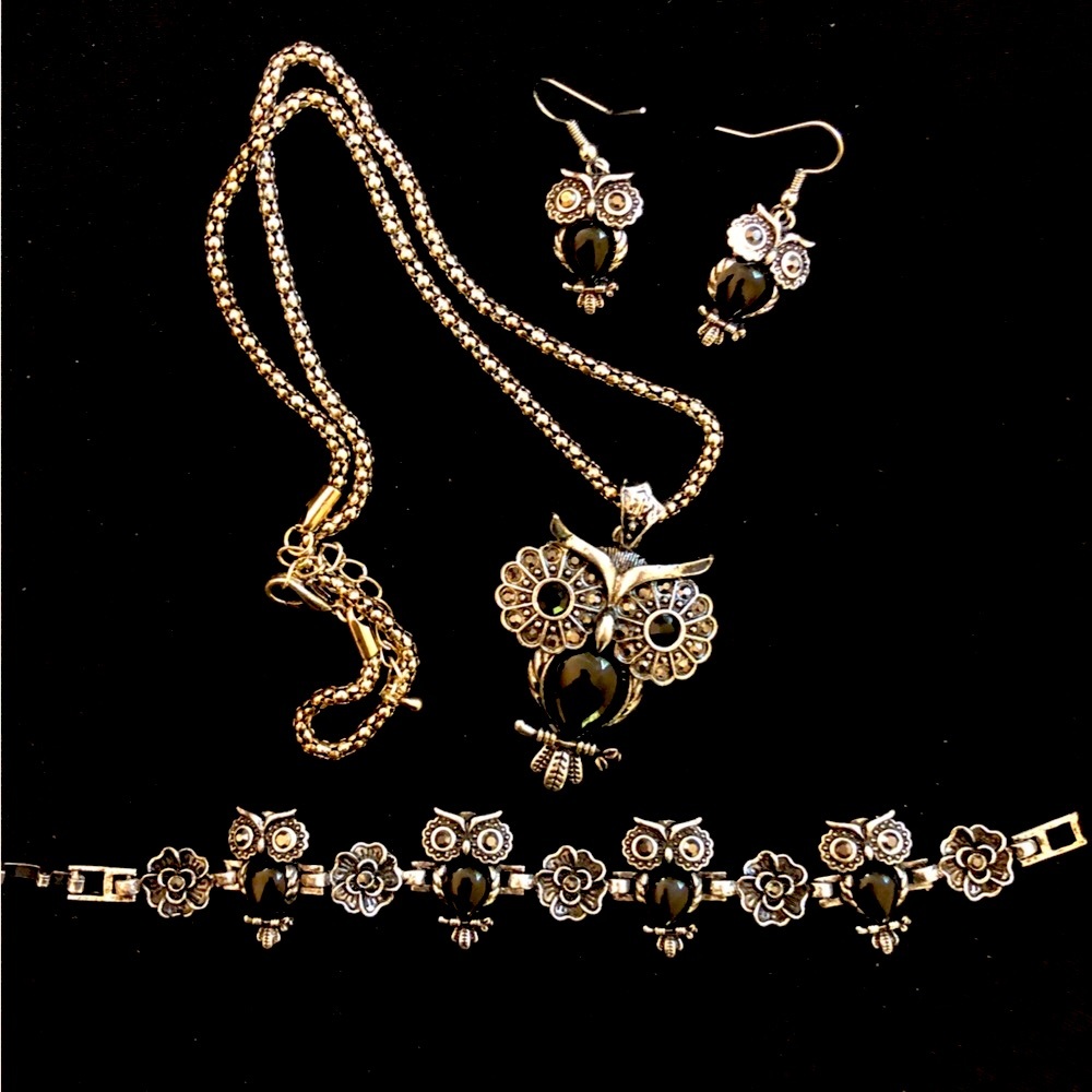 Matching jewelry set owl necklace bracelet earrings - Picture 11 of 11
